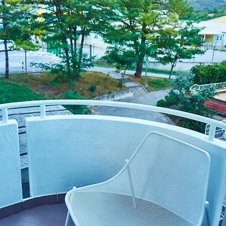 Apartment Modern In The Center Of *