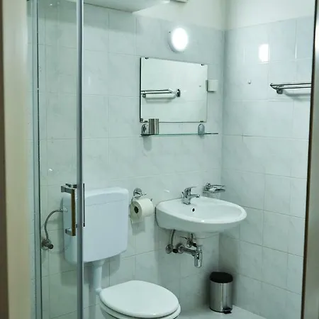 Modern In The Center Of Apartment *