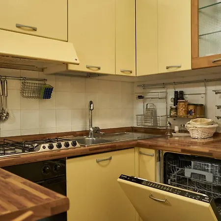 Apartment Modern In The Center Of Ankaran